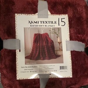 Rafah Soft Blanket - Burgundy